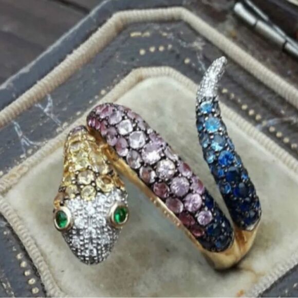 🐍 NEW Sparkling slithering snake ring 🐍 - Picture 1 of 4